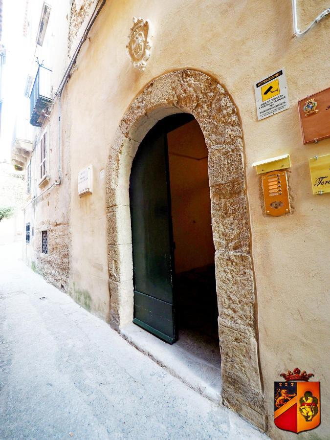 Bed and Breakfast Palazzo Toraldo Di Francia Tropea Exteriér fotografie